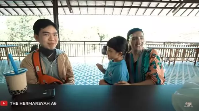 Ashanty ketemu fans © 2020 brilio.net Ashanty ketemu fans © 2020 brilio.net