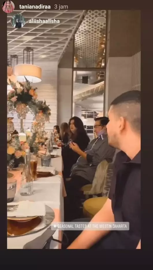 ultah pernikahan Tania instagram