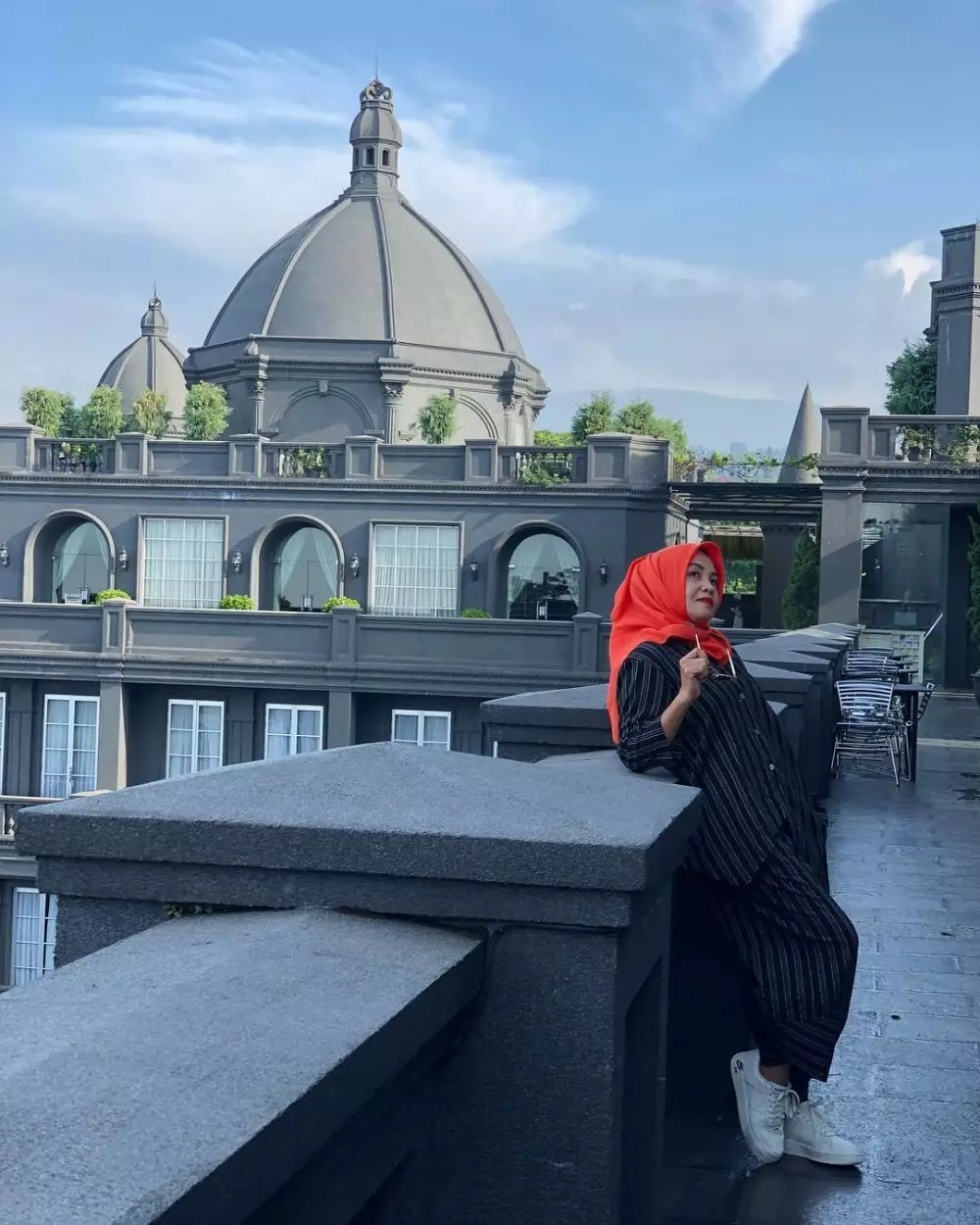 Ibu Amel Carla Instagram