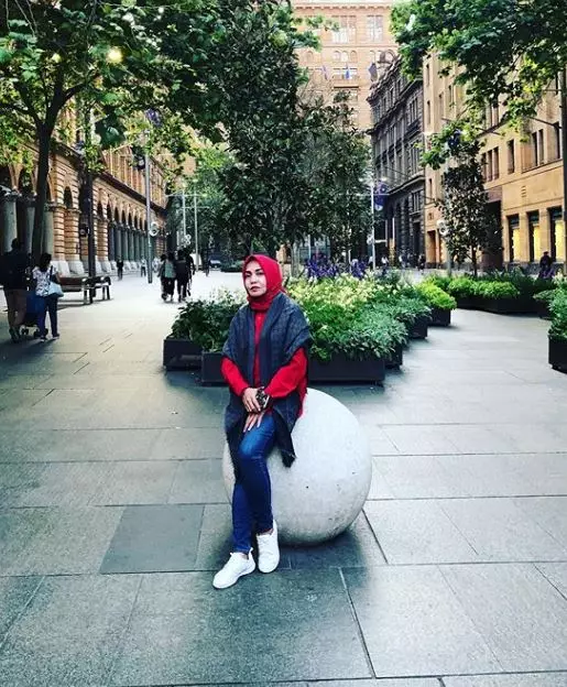 Ibu Amel Carla Instagram