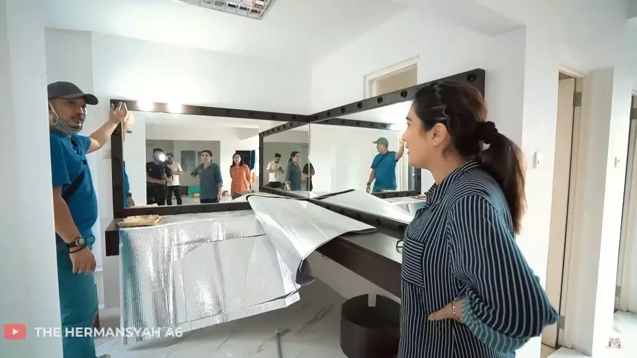 kantor baru Ashanty Anang YouTube kantor baru Ashanty Anang YouTube