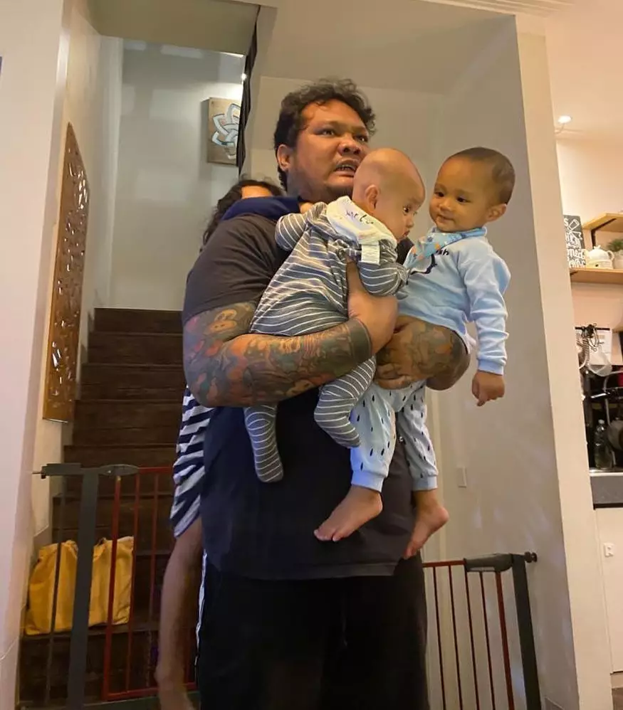 Virgoun momong ketiga anaknya Instagram