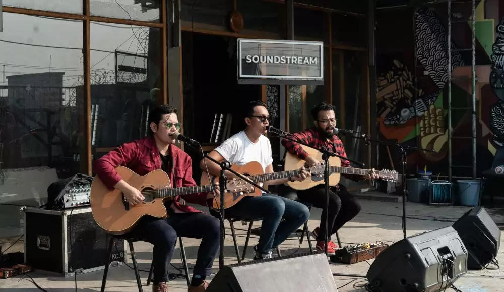 Soundstream © 2020 brilio.net Soundstream © 2020 brilio.net