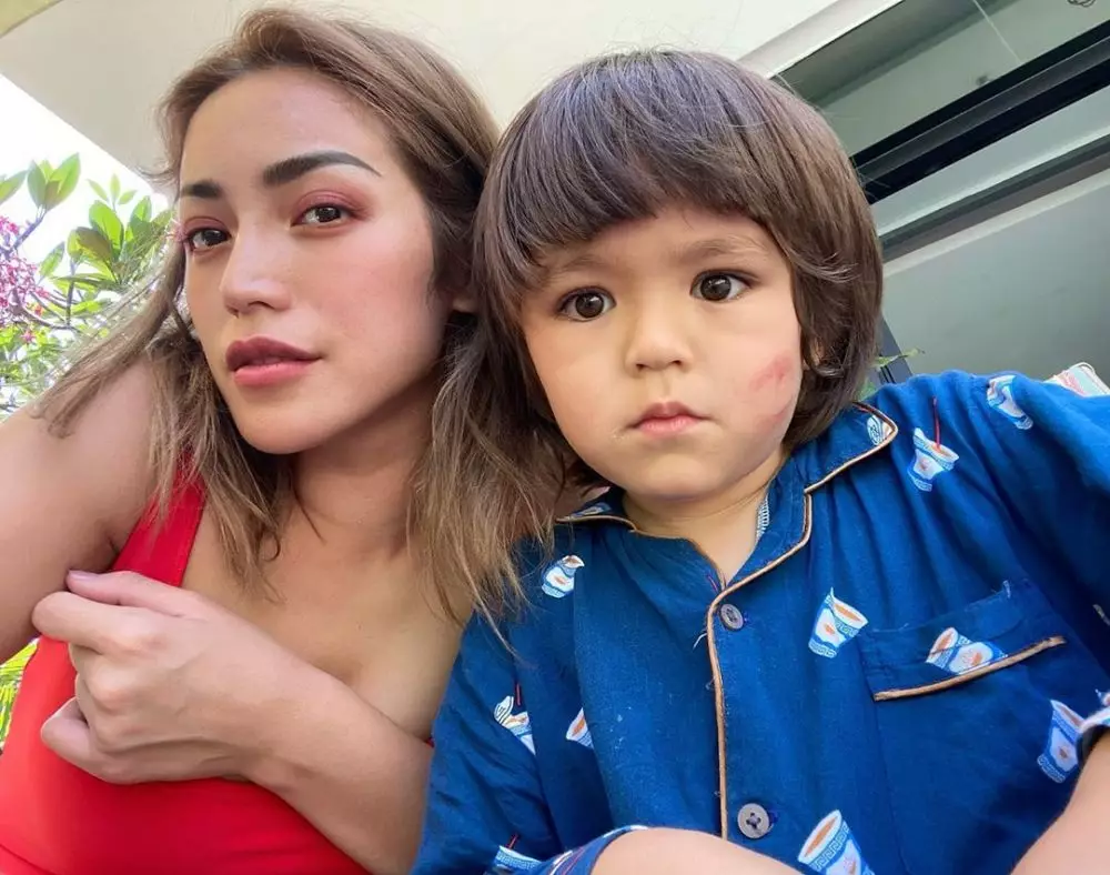 Penampilan terbaru Jessica Iskandar Instagram