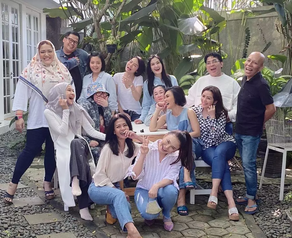 momen arisan rossa dan sahabat instagram momen arisan rossa dan sahabat instagram