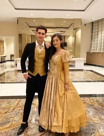 Kedekatan pasangan sinetron di luar syuting  Instagram Kedekatan pasangan sinetron di luar syuting  Instagram