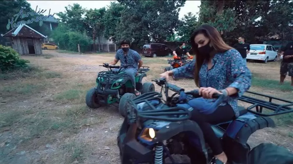 momen atta dan aurel main atv berbagai sumber