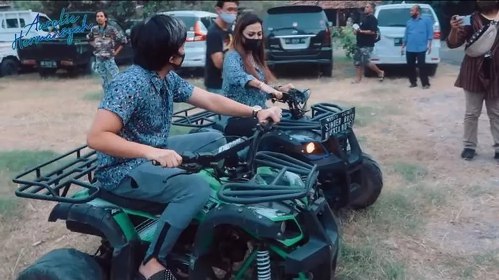 momen atta dan aurel main atv berbagai sumber