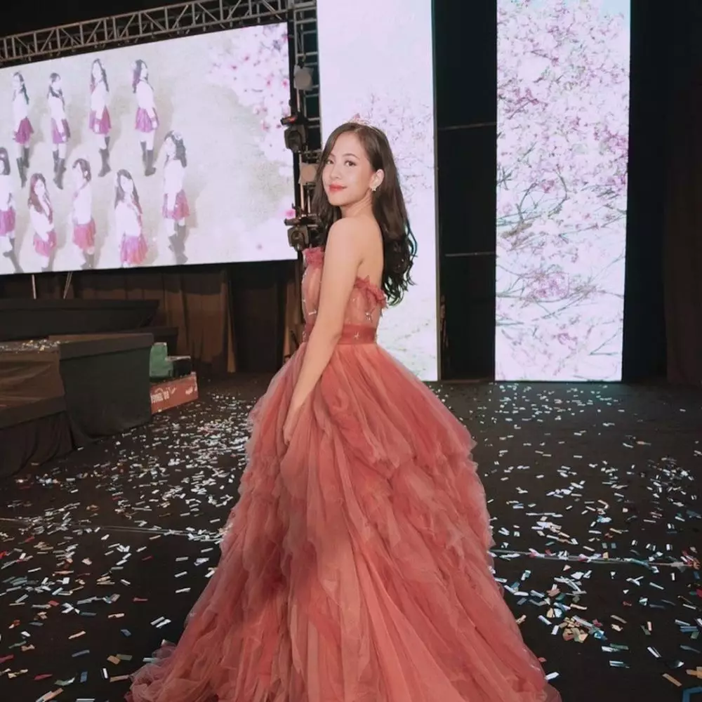 Potret zara pakai gaun © 2020 brilio.net