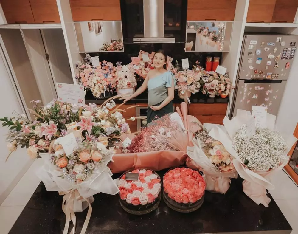 ultah Chelsea Olivia berbagai sumber ultah Chelsea Olivia berbagai sumber