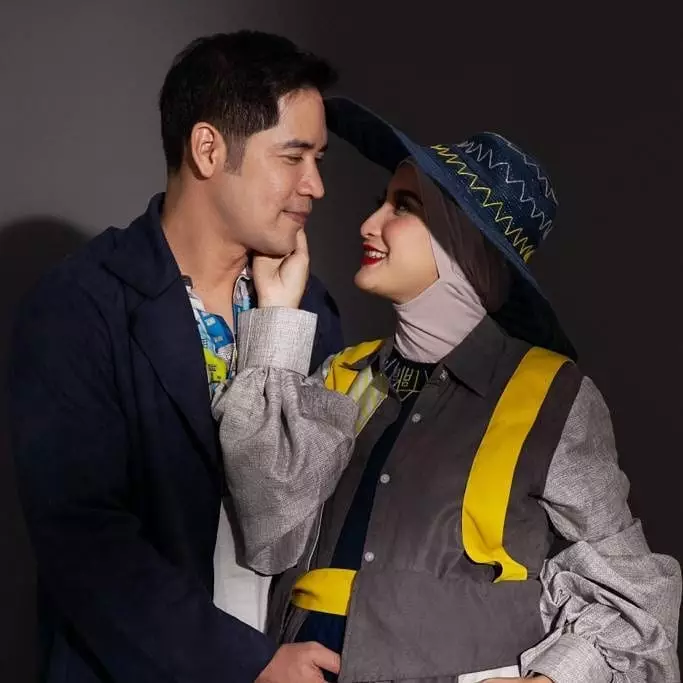 Beda gaya maternity Chaca Thakya Instagram Beda gaya maternity Chaca Thakya Instagram