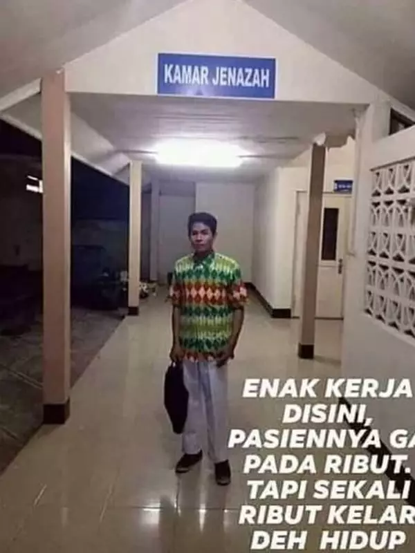 status fb pengalaman kerja © 2020 instagram.com