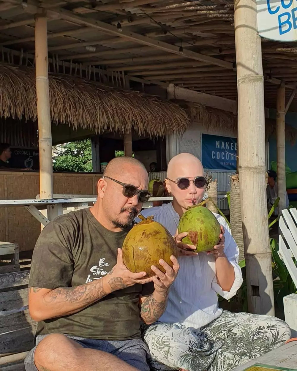 Potret kompak Feby dan suami Berbagai sumber