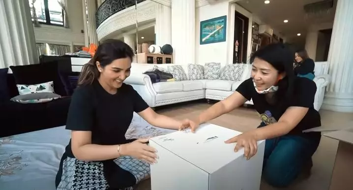 momen ashanty dapat masker Berbagai Sumber