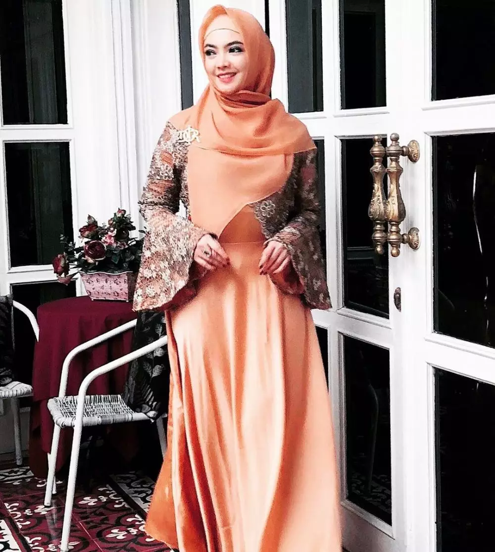 Pemotretan 7 seleb yang jadi istri pejabat © 2020 brilio.net