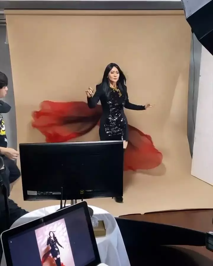 momen pemotretan inul daratista instagram