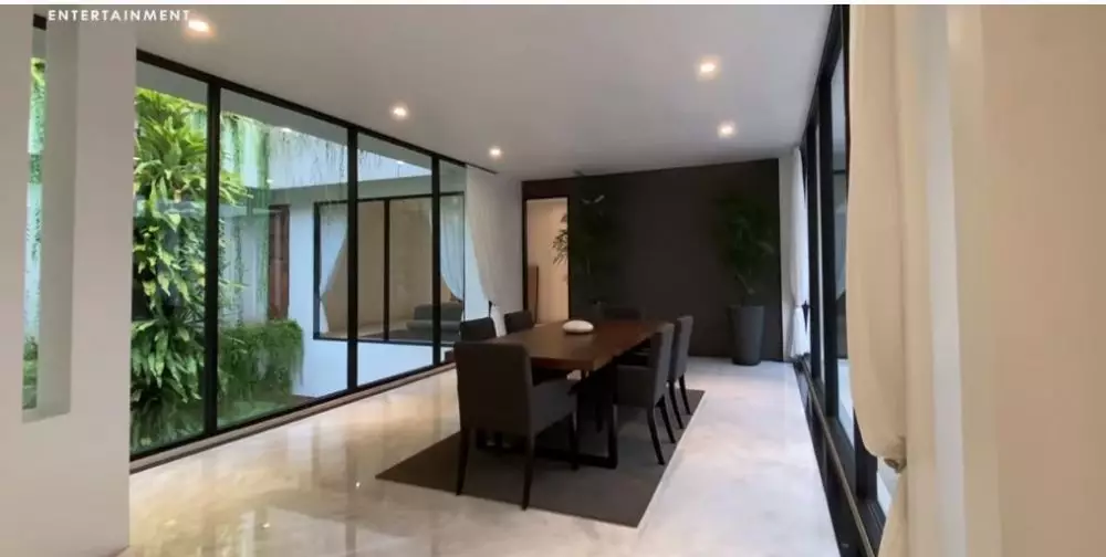 potret rumah rieta untuk kantor rans © 2020 YouTube/Rans Entertainment