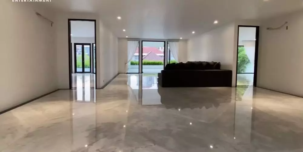 potret rumah rieta untuk kantor rans © 2020 YouTube/Rans Entertainment