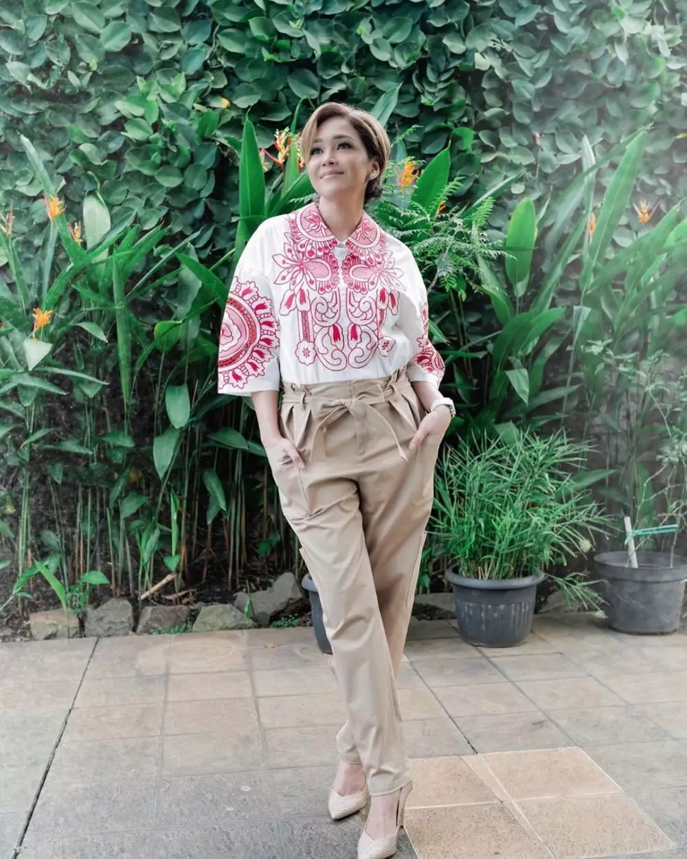 potret maia dengan rambut pendek © 2020 Instagram/@maiaestiantyreal potret maia dengan rambut pendek © 2020 Instagram/@maiaestiantyreal