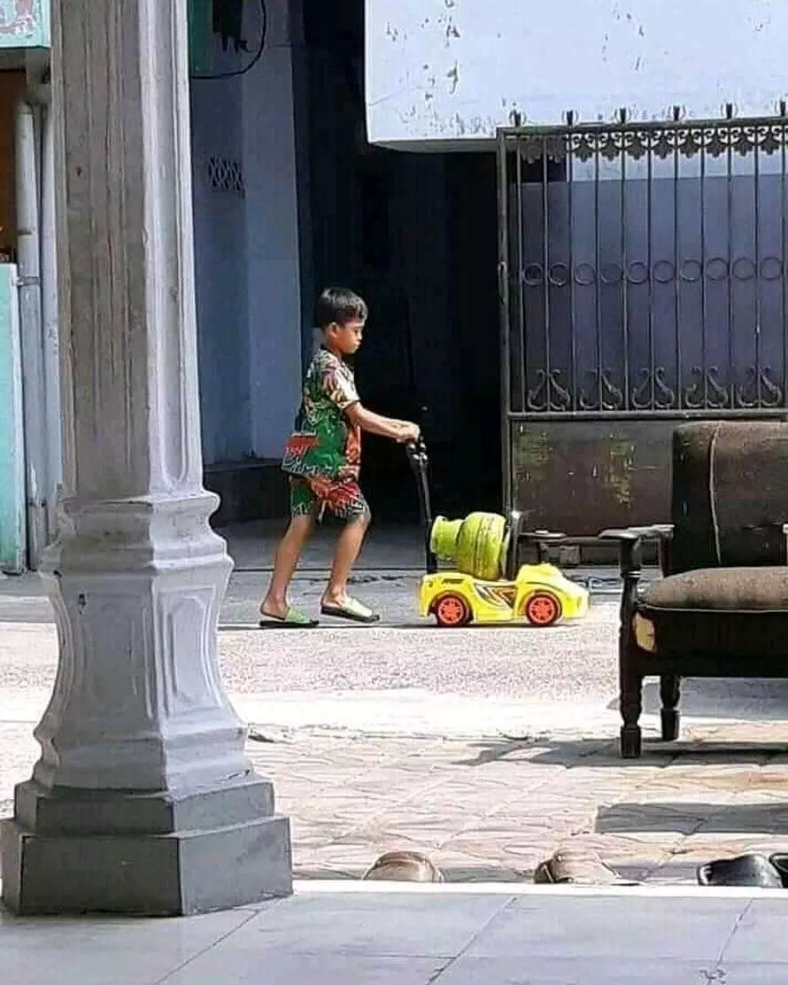 kelakukan lucu belanja di warung Instagram kelakukan lucu belanja di warung Instagram