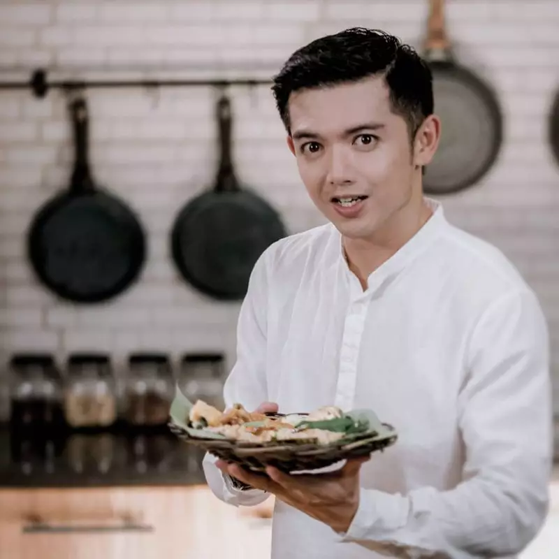 10 Seleb ini pernah sekolah masak berbagai sumber