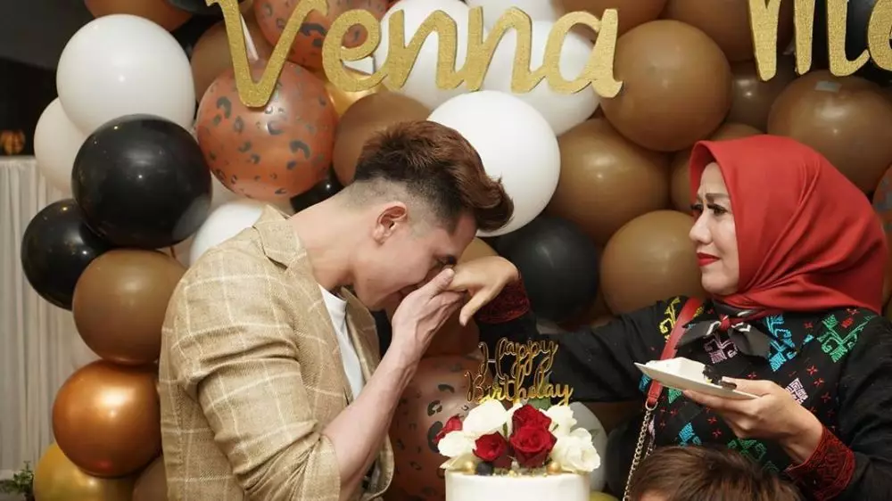 momen ulang tahun venna melinda © 2020 Instagram