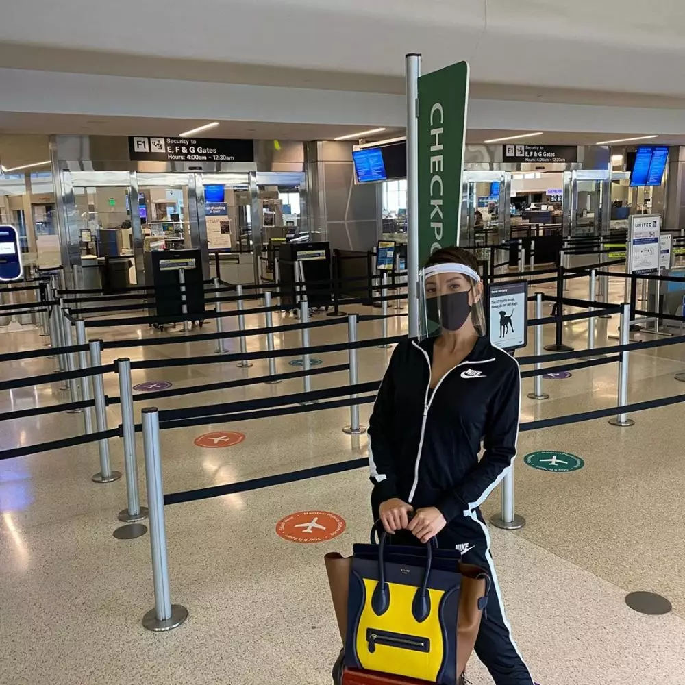 Farah Quinn jemput anak Instagram Farah Quinn jemput anak Instagram