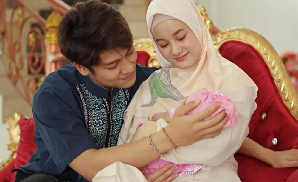 pasangan Rizky Billar instagram