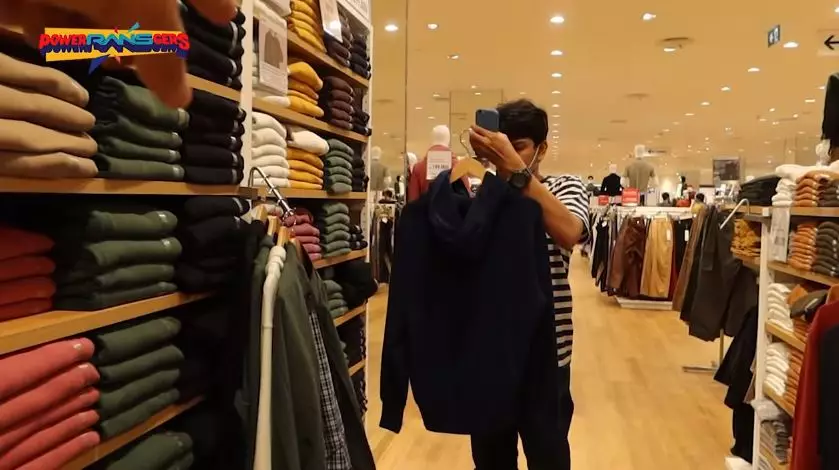 potret nagita traktir karyawan rans © 2020 YouTube/POWERRANSGERS