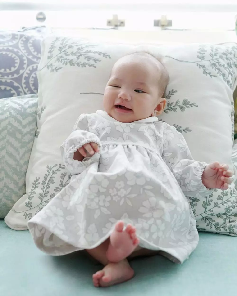 Claire pakai dress © 2020 brilio.net