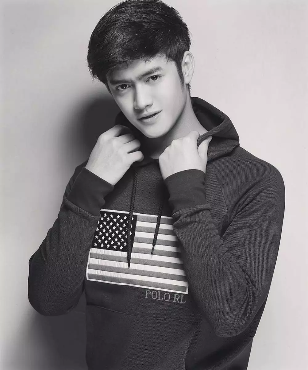 pesona Denias Ismail Instagram