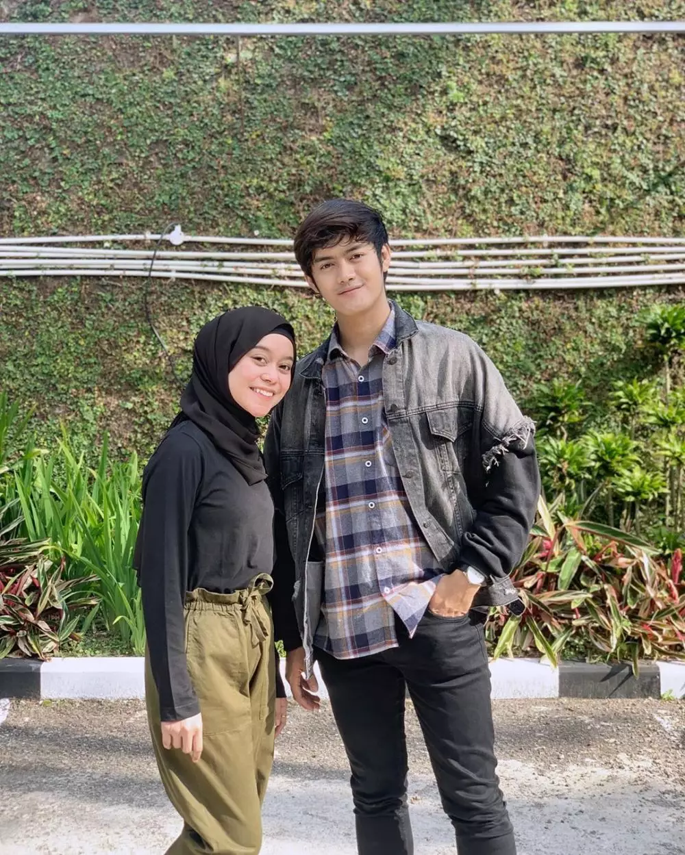 pesona Denias Ismail Instagram