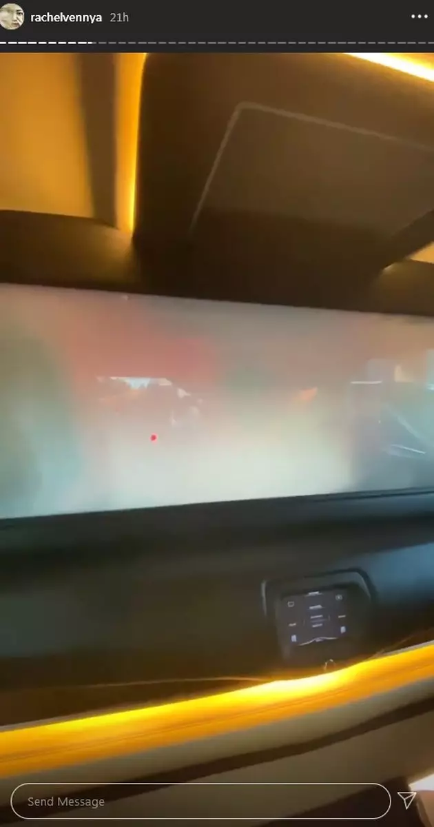 potret mobil mewah rachel vennya © 2020 Instagram/@rachelvennya potret mobil mewah rachel vennya © 2020 Instagram/@rachelvennya