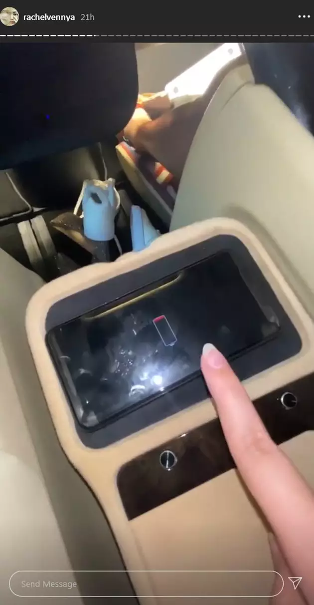 potret mobil mewah rachel vennya © 2020 Instagram/@rachelvennya potret mobil mewah rachel vennya © 2020 Instagram/@rachelvennya