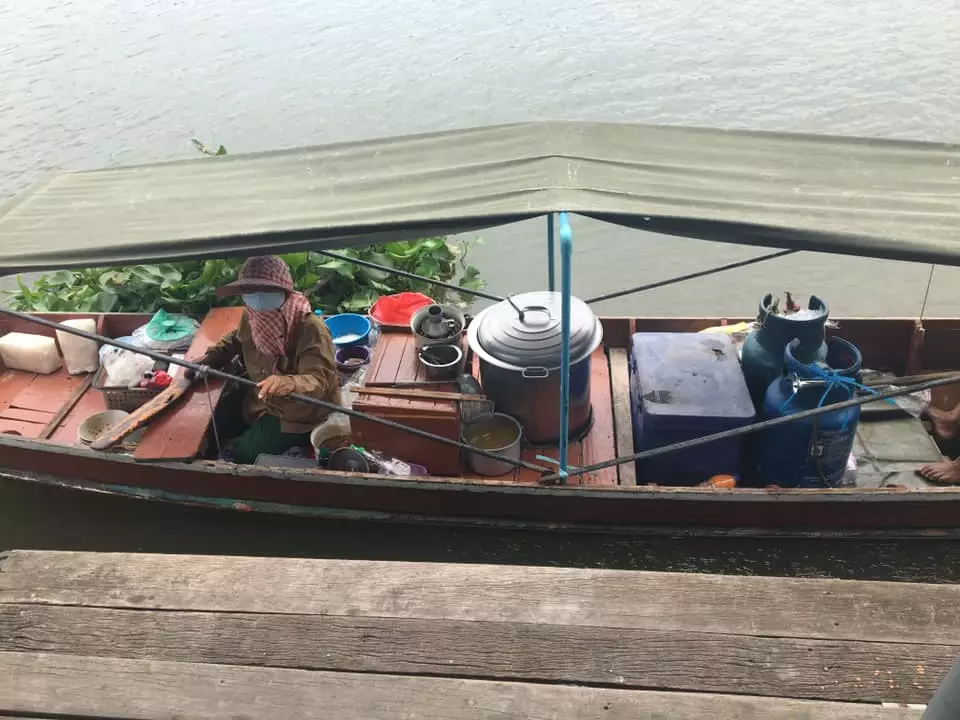 ojol antar pesanan Facebook