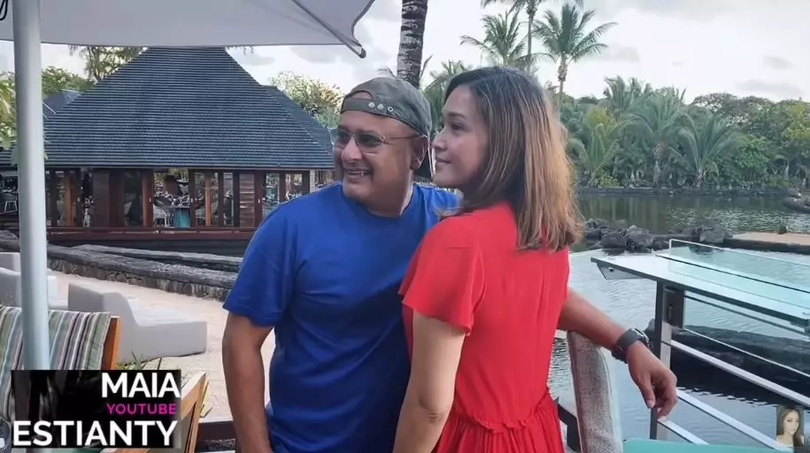 Maia Estianty liburan dengan sang suami pakai jet pribadi © 2020 YouTube/Maia Estianty