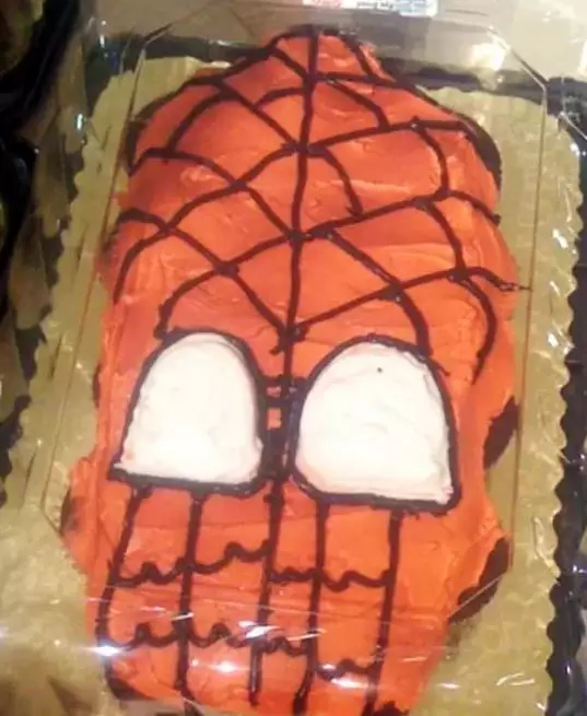 Kue superhero cakewrecks.com