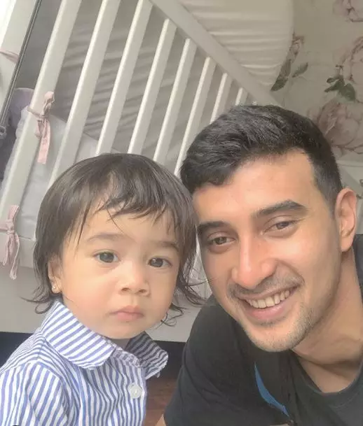 Ali Syakieb momong Instagram
