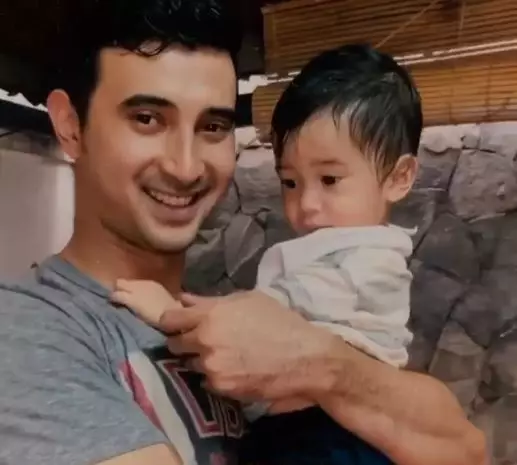 Ali Syakieb momong Instagram