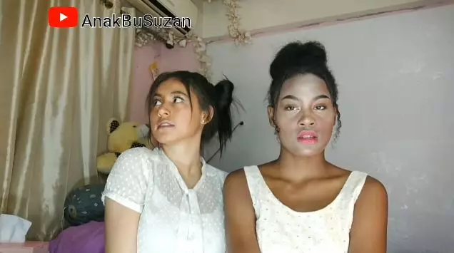 kakak beradik tukar Instagram