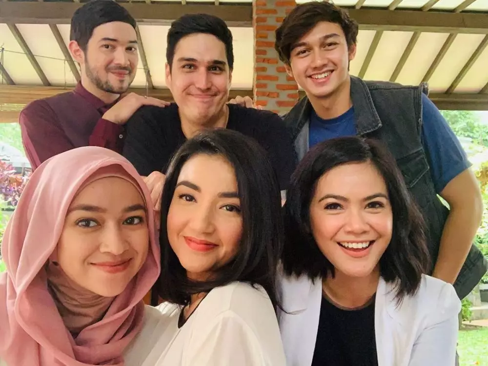 potret kompak tsania dan marcel Instagram