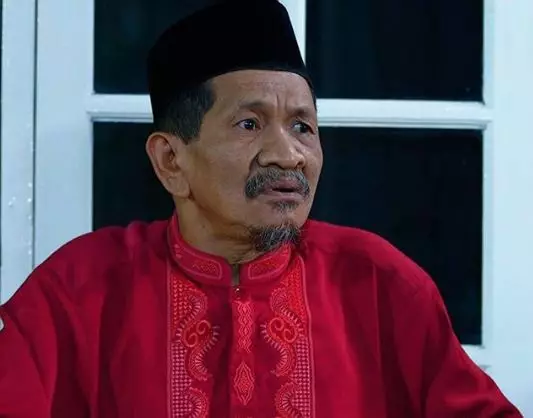 pemain Islam KTP berbagai sumber