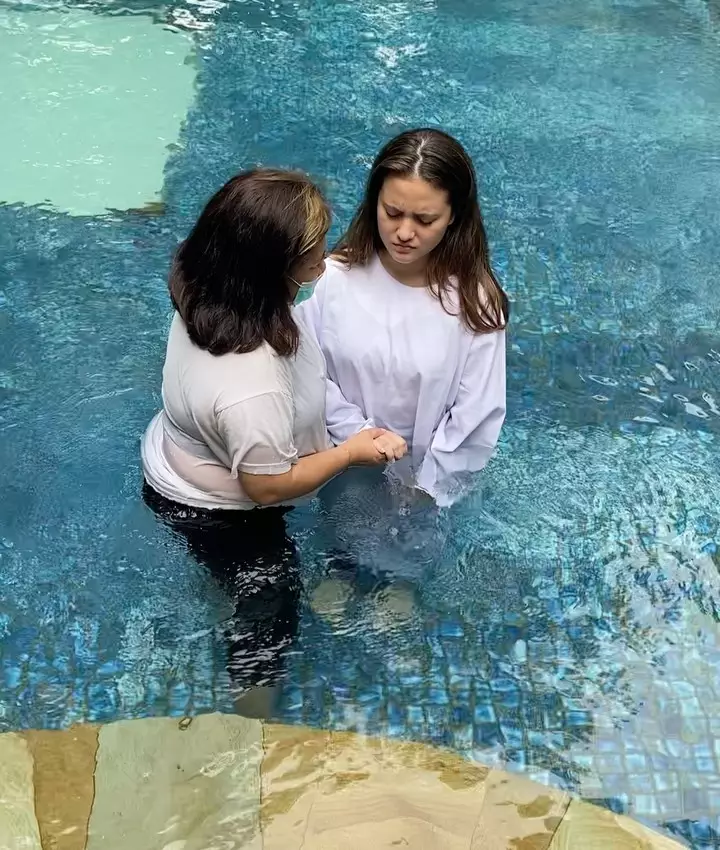 marsha aruan dibaptis  Instagram marsha aruan dibaptis  Instagram