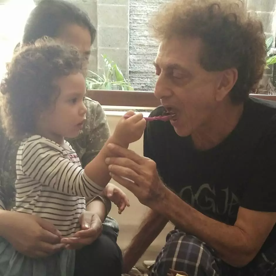 ahmad albar dan anak Instagram