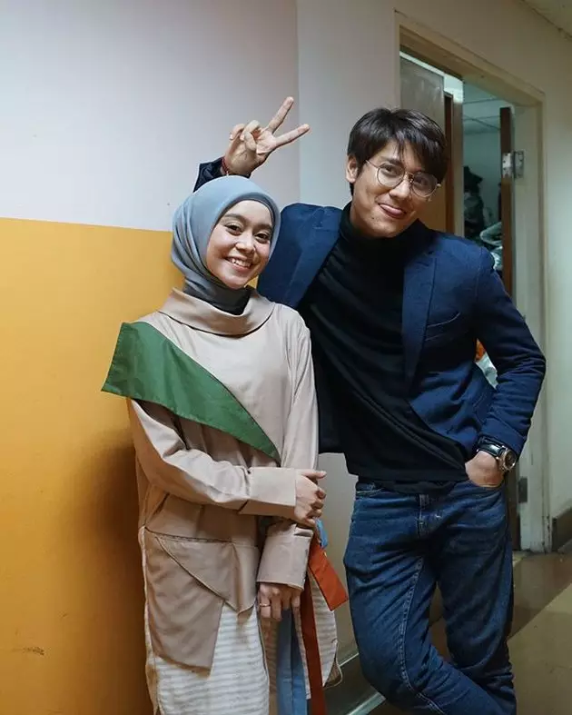 Potret mesra Rizky Billar dan Lesty Kejora © 2020 berbagai sumber