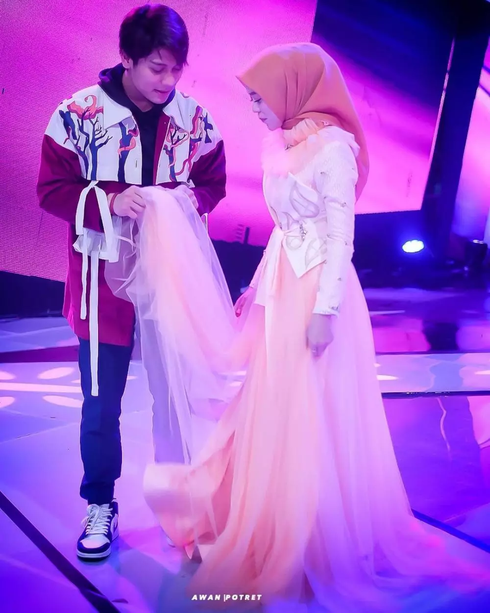 Potret mesra Rizky Billar dan Lesty Kejora © 2020 berbagai sumber