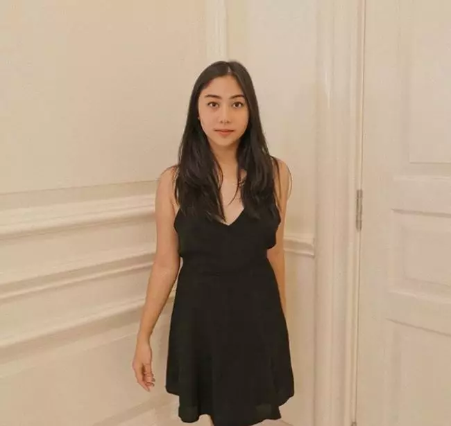 adik cantik selebriti Instagram