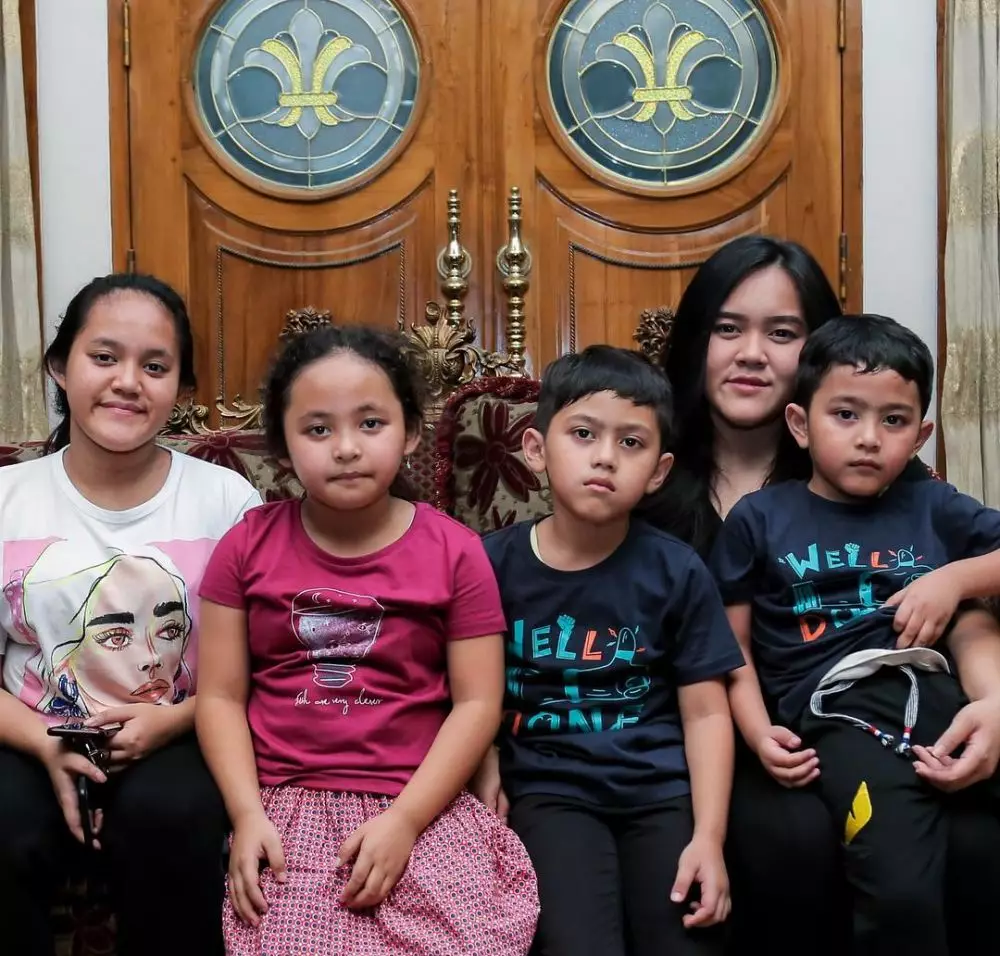 Potret Dewi Nurmania putri Muzdalifah © 2020 Instagram Potret Dewi Nurmania putri Muzdalifah © 2020 Instagram