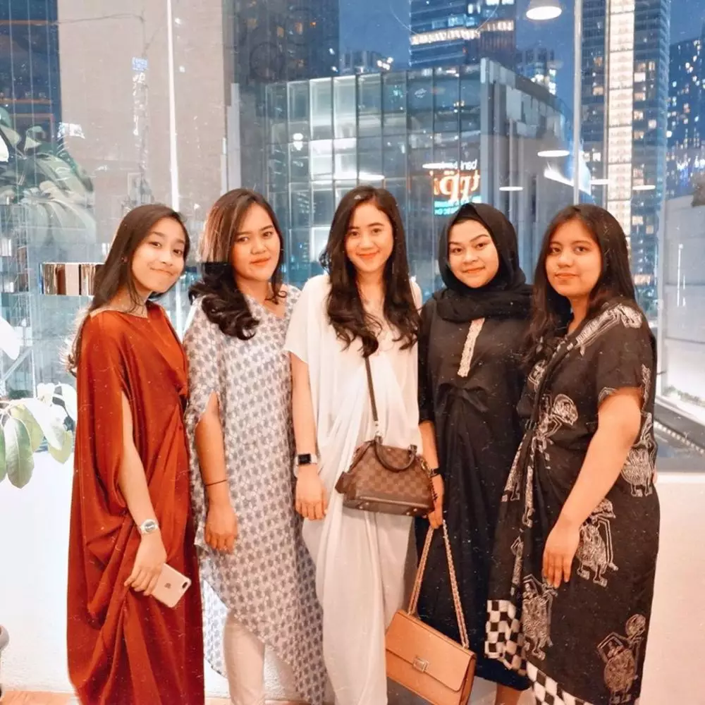 Potret Dewi Nurmania putri Muzdalifah © 2020 Instagram Potret Dewi Nurmania putri Muzdalifah © 2020 Instagram