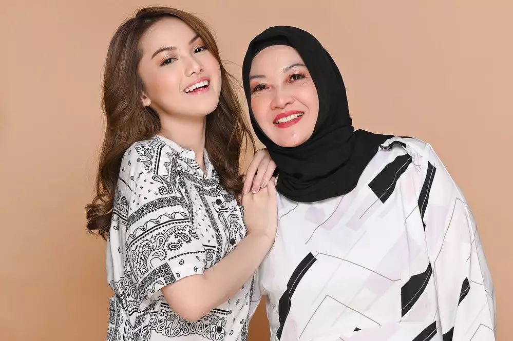  Pemotretan Aisyah Aqila © 2020 Instagram